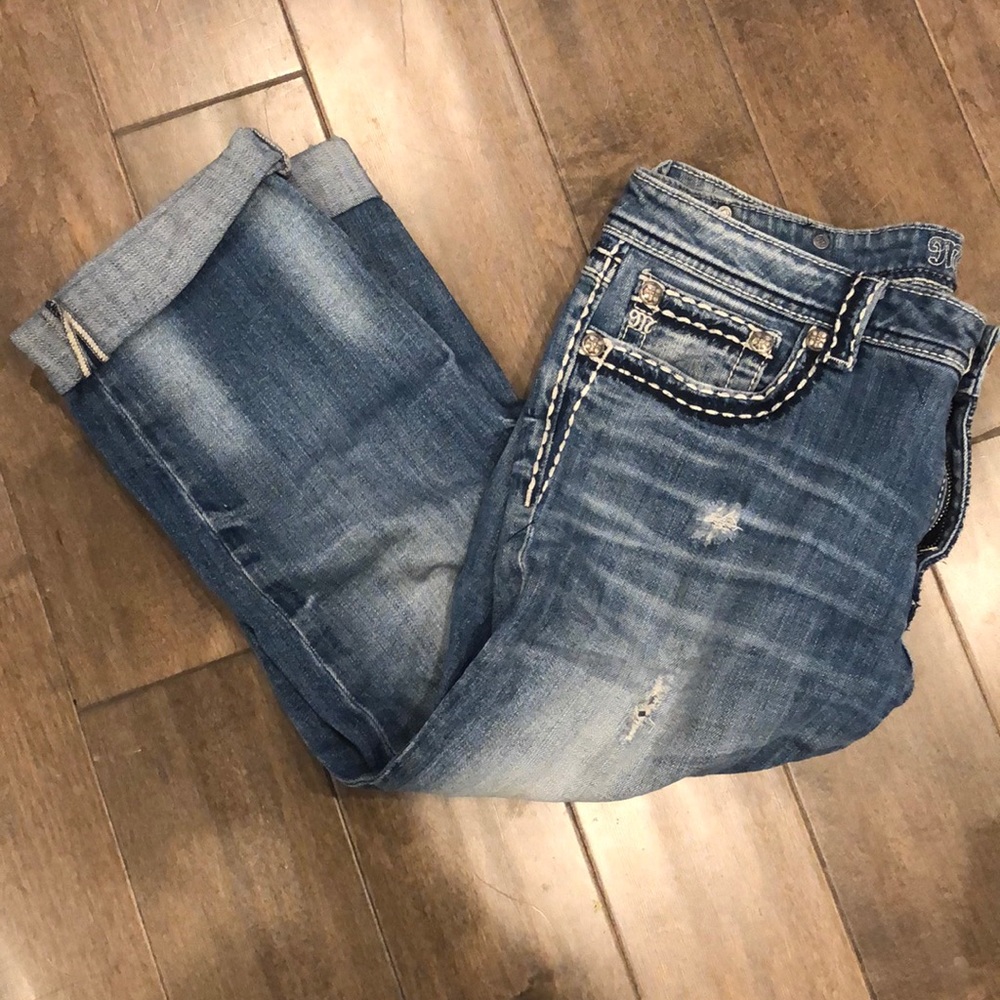 Boyfriend distressed crop jeans